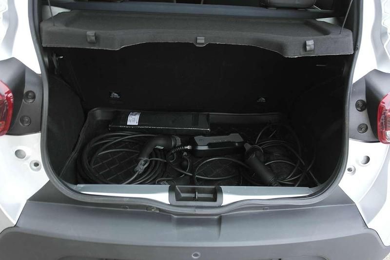 Gebraucht Dacia Spring Comfort Plus 33 kW (45 PS) 2021 Diamantsilbergrau Kleinwagen