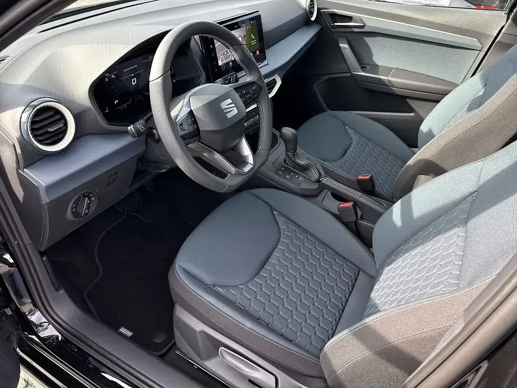 Neu Seat Ibiza Style 116 PS (85 kW) 2026 "magnetic tech" Kleinwagen