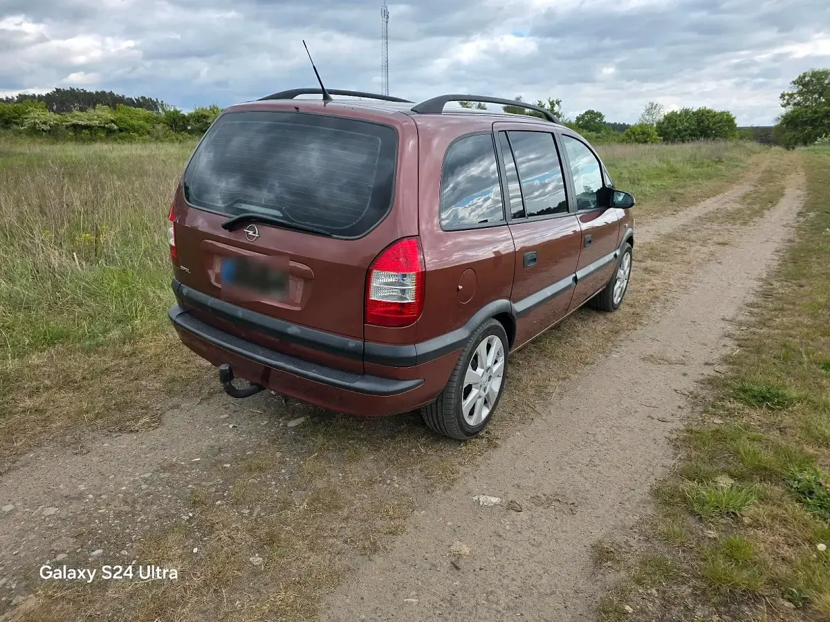 Gebraucht Opel Zafira 125 PS (91 kW) 2001 Rot Van / Kleinbus