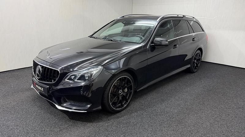 Schwarz Gebraucht 2016 Mercedes E350 Sport Kombi | 19.900 € (Superpreis) - Bild 1/4