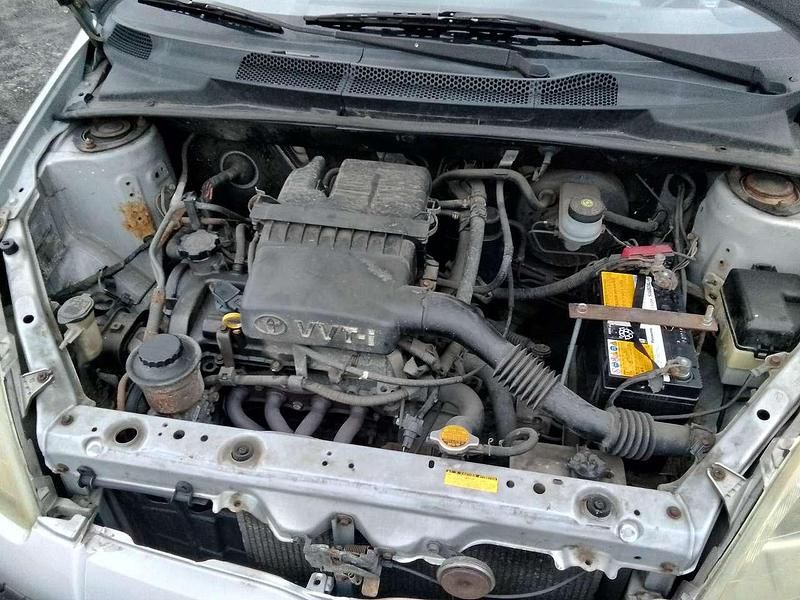 Gebraucht Toyota Yaris Sol 65 PS (47 kW) 2004 Limousine