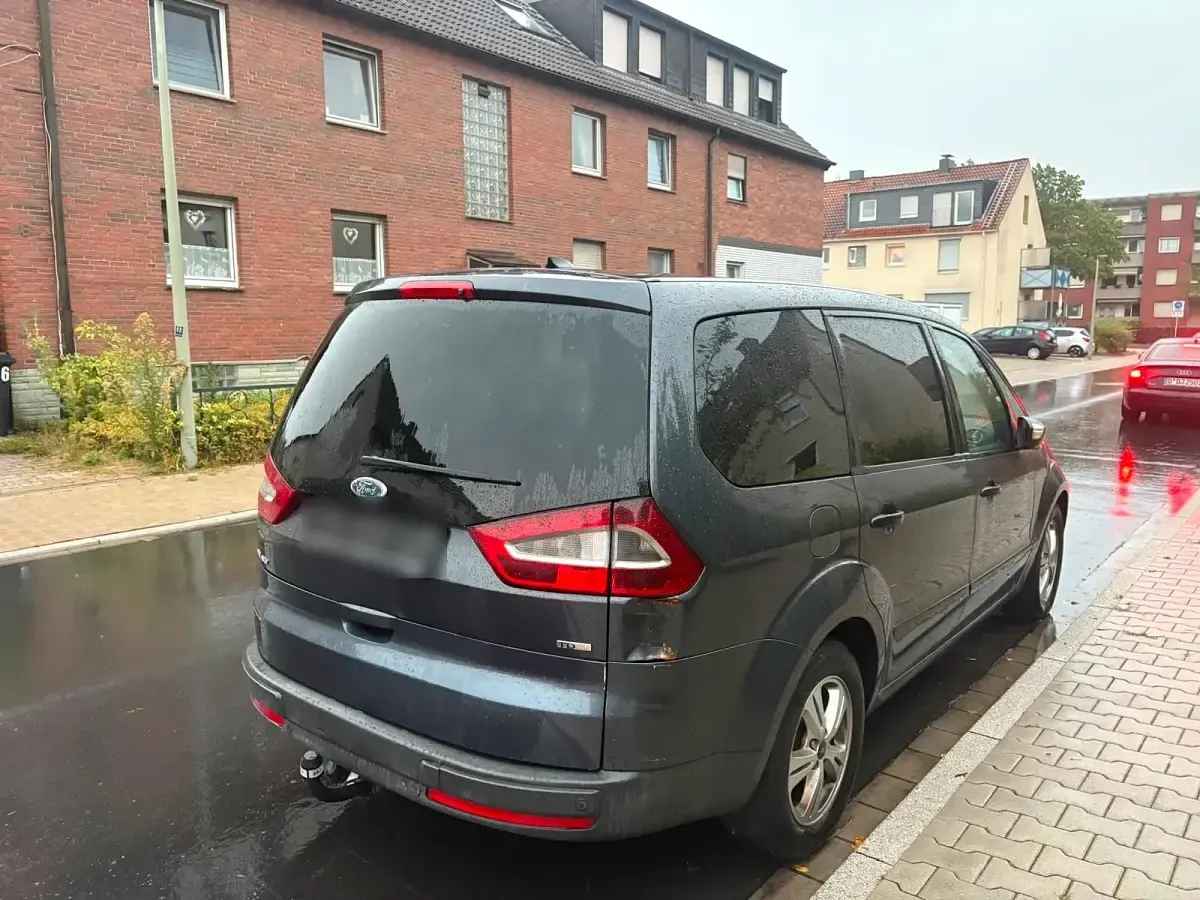 Gebraucht Ford Galaxy 125 PS (91 kW) 2009 Van / Kleinbus