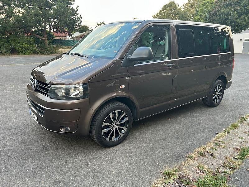 Braun Gebraucht 2009 VW T5 Van | 18.500 € - Bild 1/4