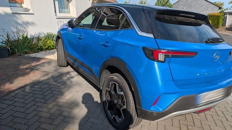 Gebraucht Opel Mokka-e Ultimate 100 kW (136 PS) 2022 Blau SUV