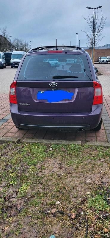 Gebraucht Kia Carens 145 PS (106 kW) 2007 Violet Van / Kleinbus