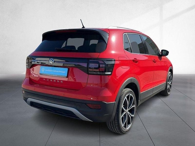 Gebraucht VW T-Cross Style 116 PS (85 kW) 2020 Flashrot SUV