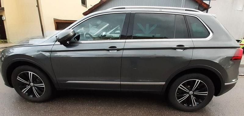 Gebraucht VW Tiguan Highline 190 PS (139 kW) 2019 Grau SUV
