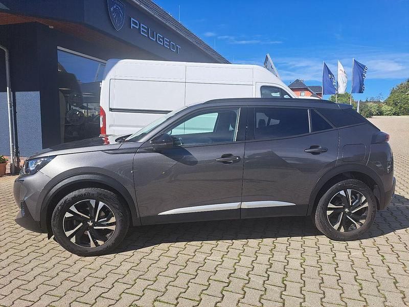 Grau Gebraucht 2022 Peugeot 2008 Allure SUV | 15.990 € (Guter Preis) - Bild 1/4