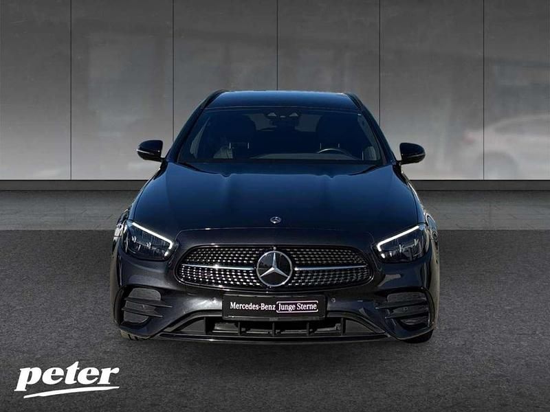 Gebraucht Mercedes E400 AMG 340 PS (250 kW) 2023 Metalliclack graphitgrau Kombi