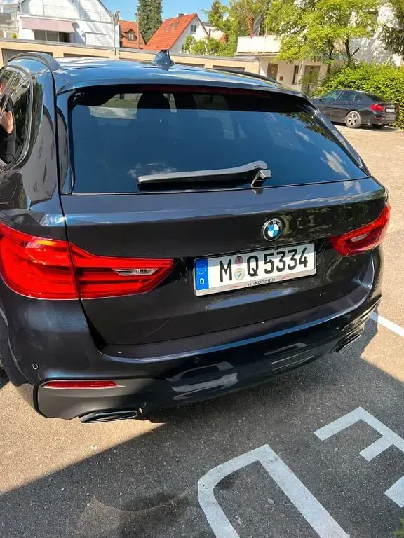 Gebraucht BMW 540 Performance 320 PS (235 kW) 2018 Blau Kombi