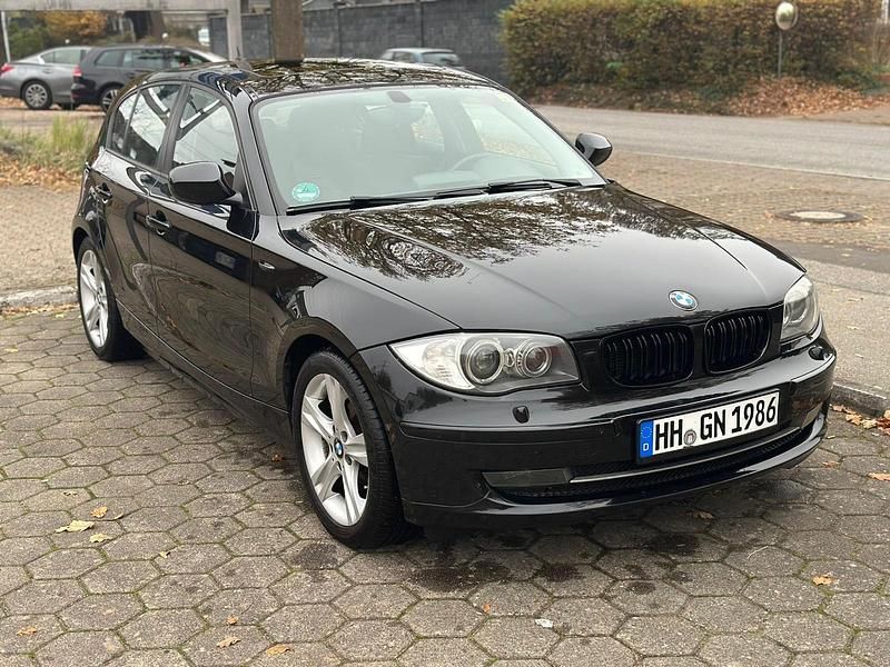 Gebraucht BMW 118 143 PS (105 kW) 2010 Schwarz Kleinwagen