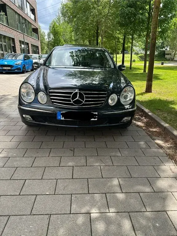 Gebraucht Mercedes E240 Elegance 177 PS (130 kW) 2004 Grün Limousine