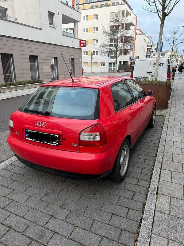 Gebraucht Audi A3 101 PS (74 kW) 1998 Rot Kleinwagen