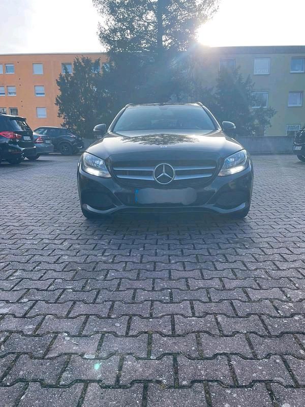 Gebraucht Mercedes C220 170 PS (125 kW) 2016 Schwarz Kombi