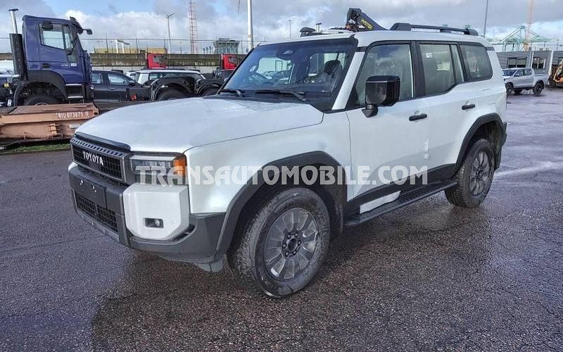 Schwarz Neu 2024 Toyota Land Cruiser SUV | 65.000 € - Bild 1/3