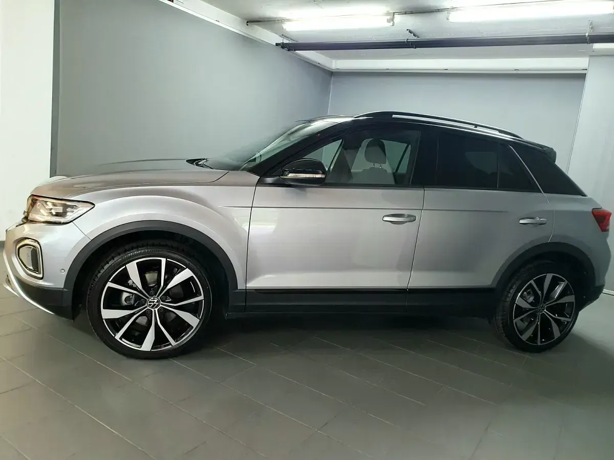 Gebraucht VW T-Roc 150 PS (110 kW) 2025 SUV