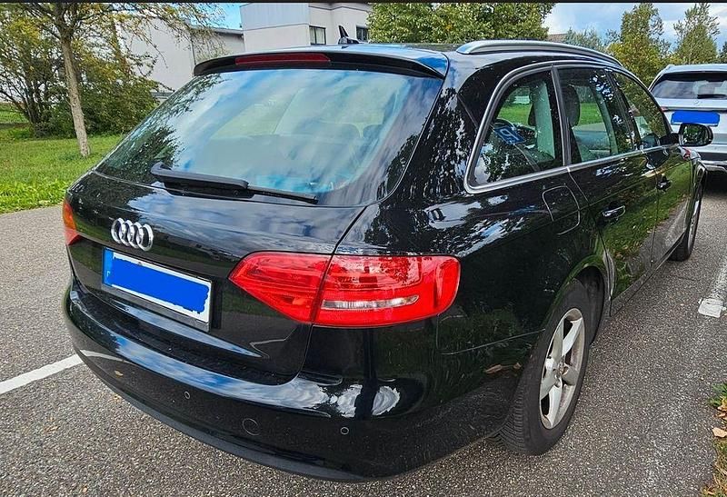 Gebraucht Audi A4 177 PS (130 kW) 2012 Schwarz Kombi