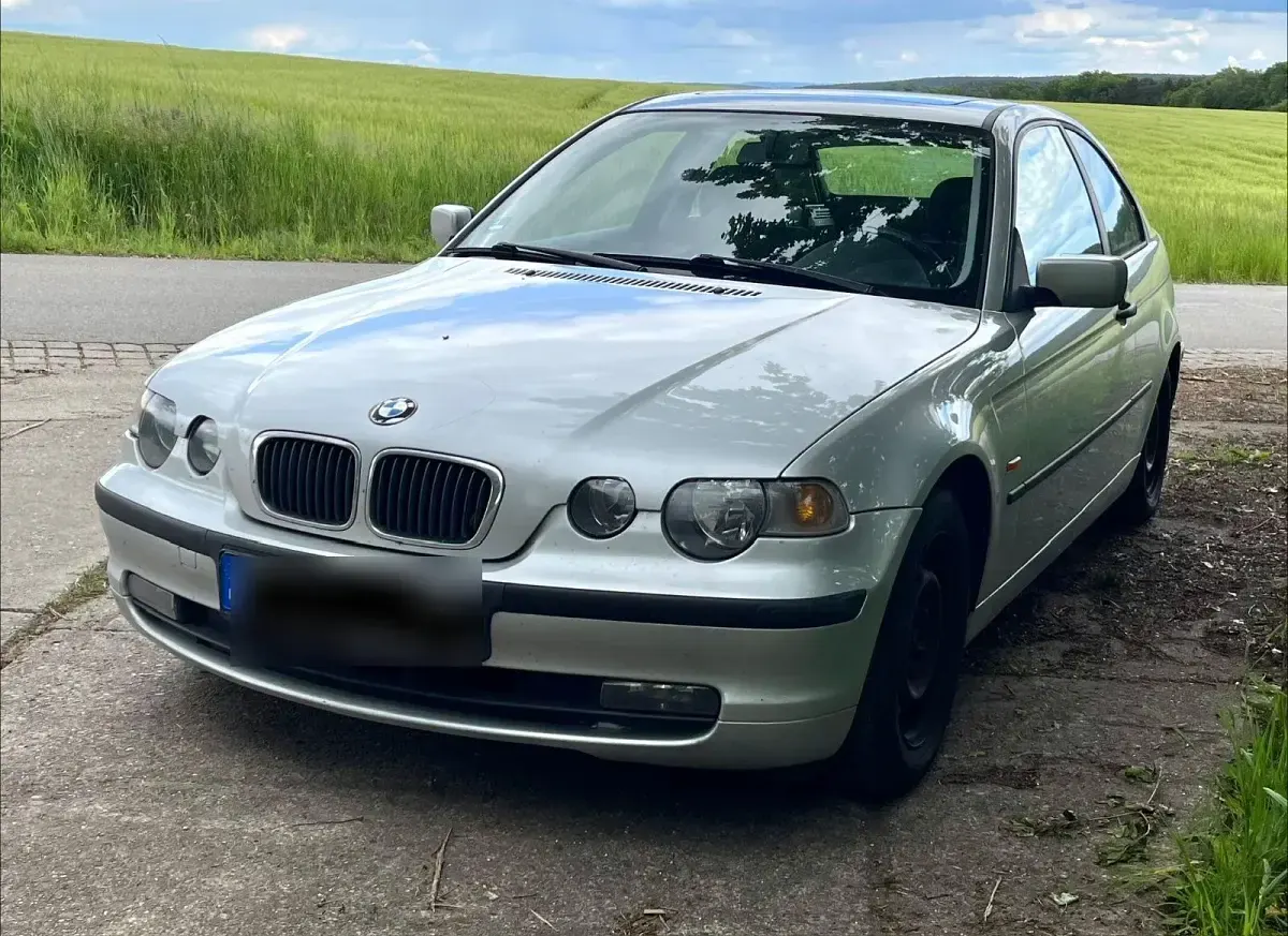 Gebraucht BMW 316 116 PS (85 kW) 2002 Silber Limousine