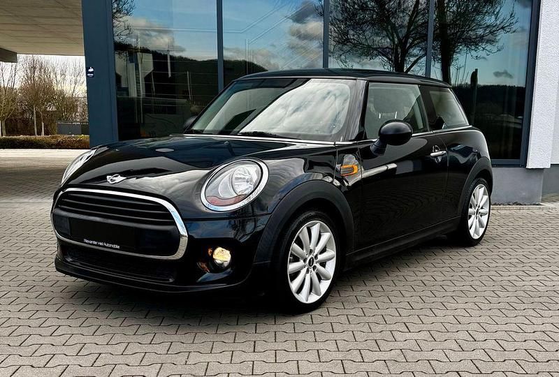 Second-hand Mini ONE 102 CP (75 kW) 2014 Negru Hatchback