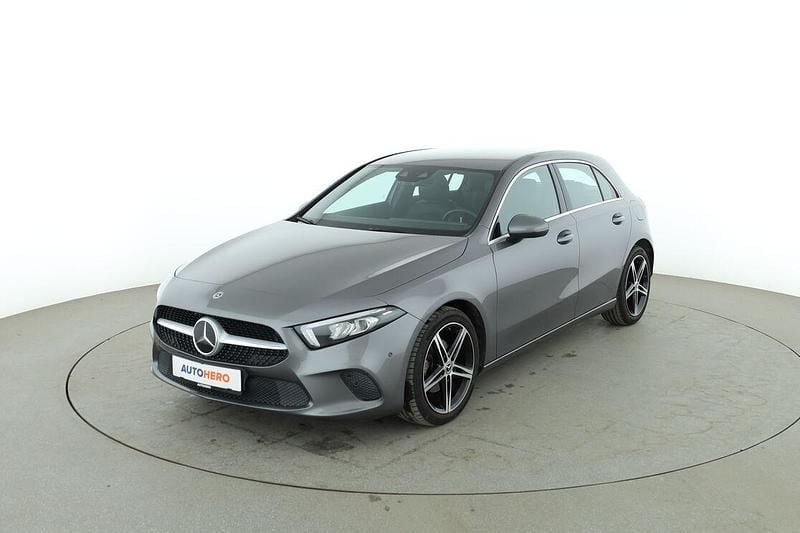 Käytetty Mercedes A180 116 HP (85 kW) 2018 Sedan