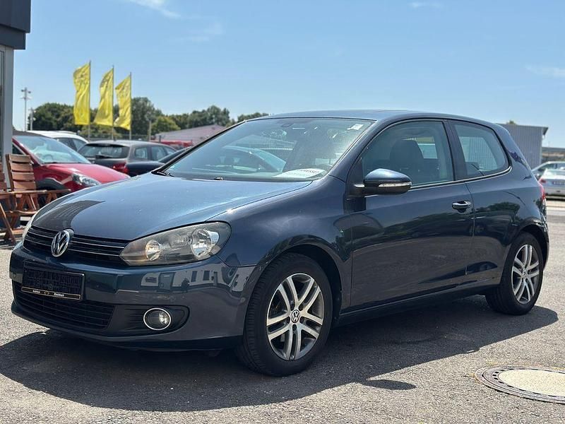 Blau Gebraucht 2009 VW Golf VI Comfortline Kleinwagen | 5.900 € (Fairer Preis) - Bild 1/4