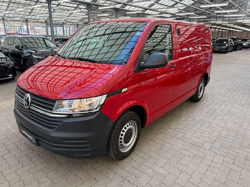 Gebraucht VW T6.1 110 PS (80 kW) 2020 Rot Van