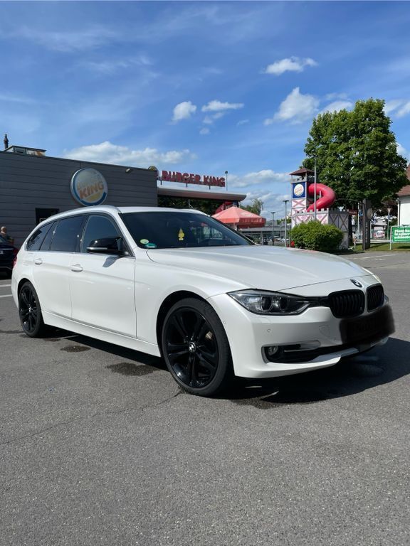 Weiß Gebraucht 2013 BMW 320 Sport Line Limousine | 10.000 € (Guter Preis) - Bild 1/4