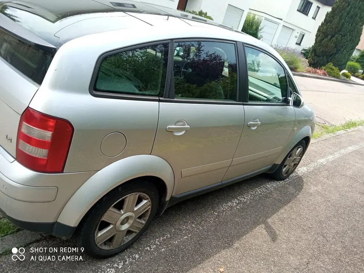 Gebraucht Audi A2 75 PS (55 kW) 2001 Silber Kleinwagen