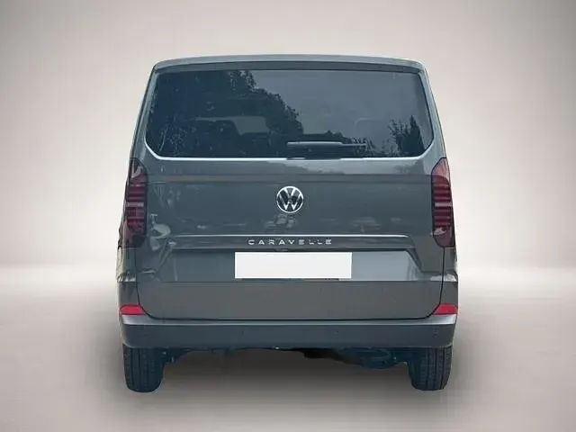 Neu VW Caravelle 170 PS (125 kW) 2026 Grau Van