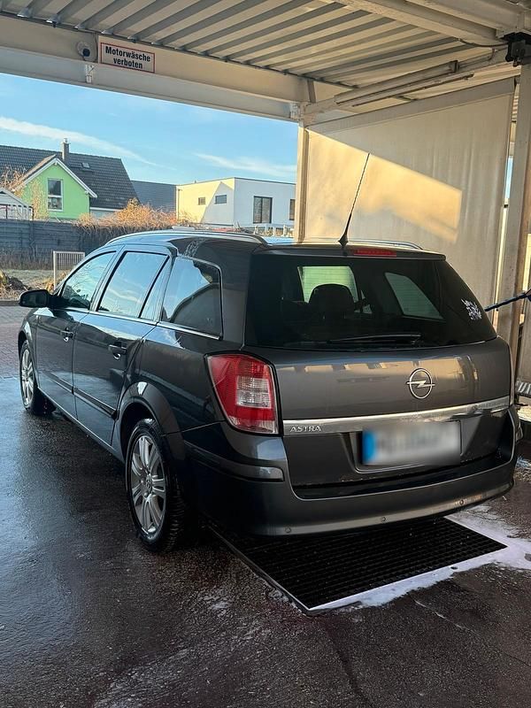 Gebraucht Opel Astra Selection 115 PS (84 kW) 2009 Grau Kombi