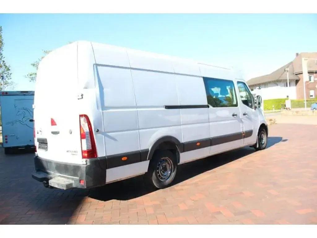 Gebraucht Opel Movano 131 PS (96 kW) 2020 Polar white Van