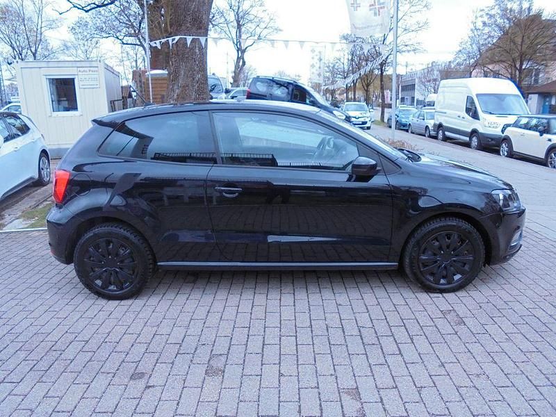 Gebraucht VW Polo Comfortline 90 PS (66 kW) 2014 Schwarz Limousine