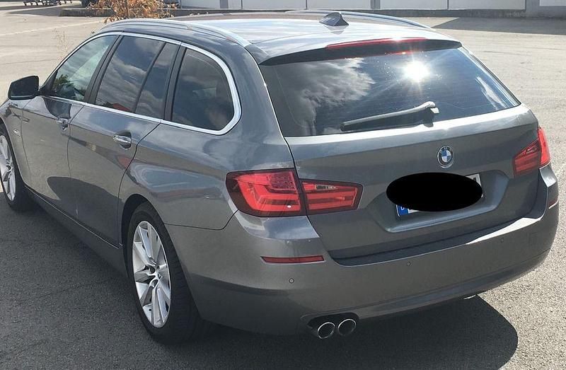 Gebraucht BMW 525 204 PS (150 kW) 2010 Grau Kombi