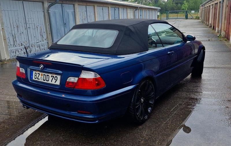 Gebraucht BMW 323 Cabriolet Performance 170 PS (125 kW) 2001 Blau Cabrio