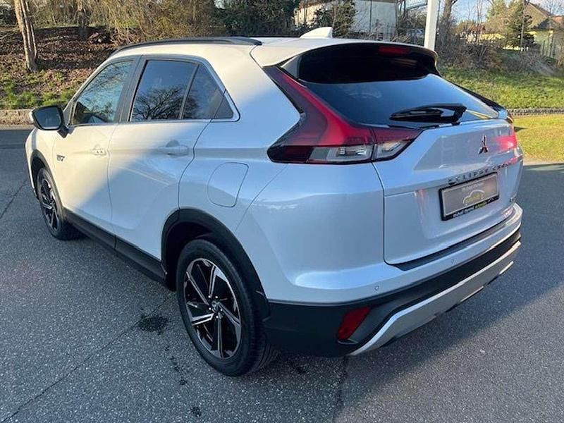 Gebraucht Mitsubishi Eclipse Cross Edition 98 PS (72 kW) 2022 Titanweiss (d) SUV