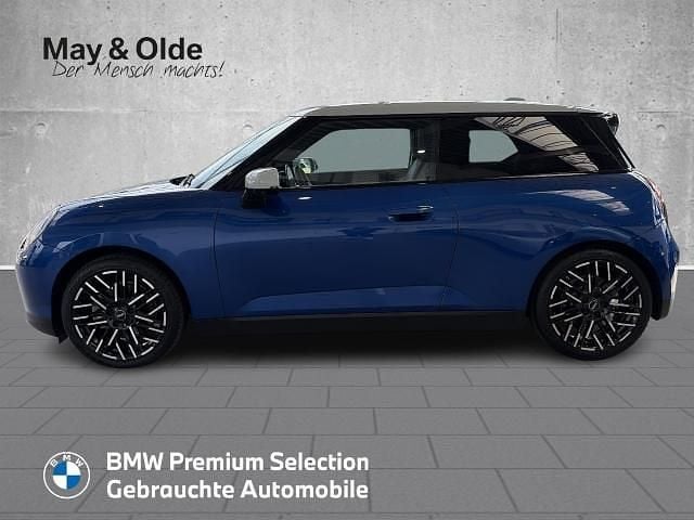 Gebraucht Mini Cooper SE 160 kW (218 PS) 2024 Blau Kleinwagen