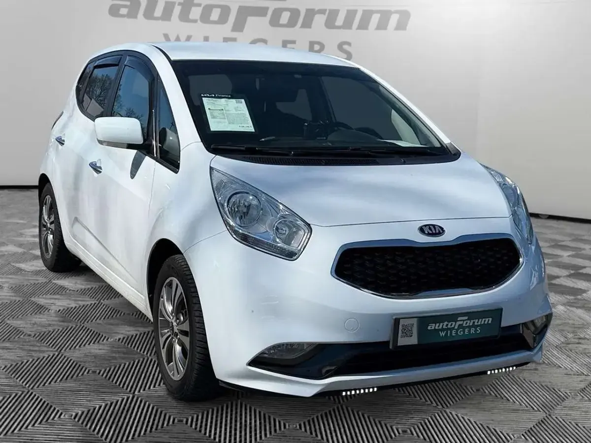 Gebraucht Kia Venga DREAM-TEAM Edition 90 PS (66 kW) 2017 Weiß Kleinwagen