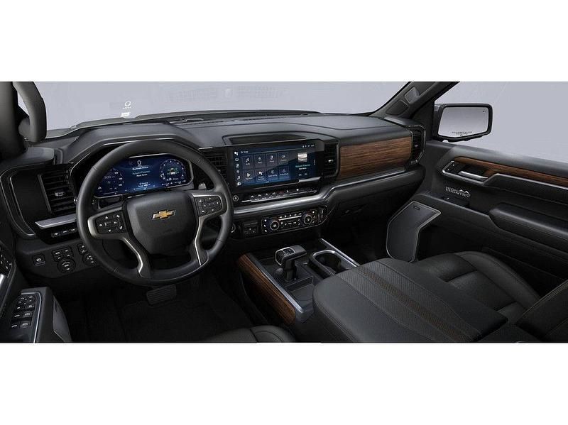 Neu Chevrolet Silverado 426 PS (313 kW) 2026 Schwarz SUV