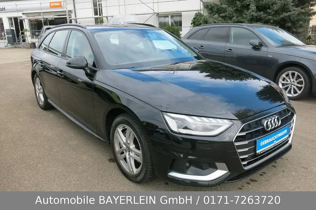 Gebraucht Audi A4 Advanced Plus 204 PS (150 kW) 2022 Schwarz Kombi