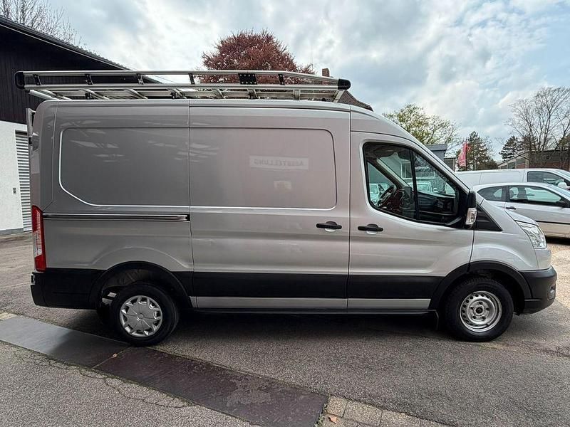 Usado Ford Transit 131 HP (96 kW) 2021 Prateado Monovolume