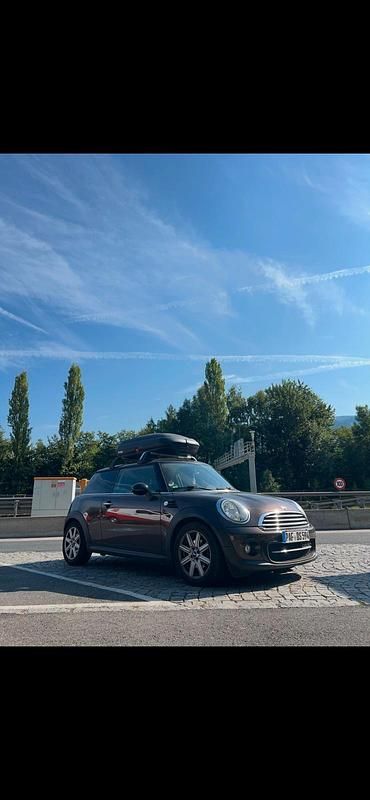 Braun Gebraucht 2011 Mini Cooper D Kleinwagen | 3.200 € (Guter Preis) - Bild 1/4