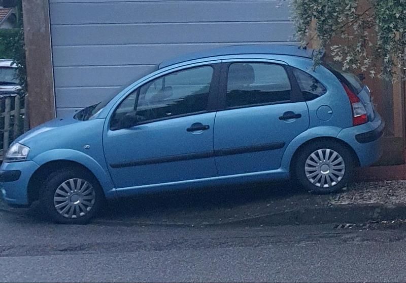 Blau Gebraucht 2005 Citroën C3 Kleinwagen | 1.750 € (Fairer Preis) - Bild 1/2