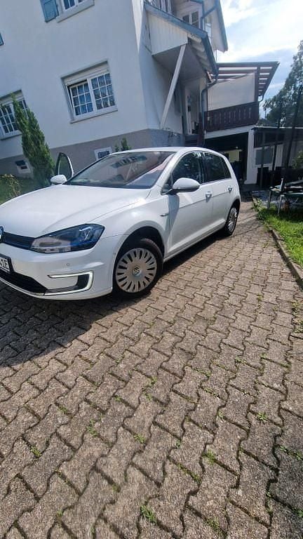 Gebraucht VW Golf 85 kW (116 PS) 2015 Weiß Limousine
