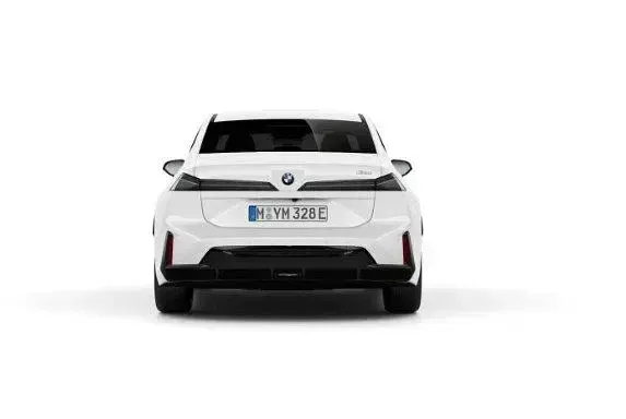 Neu BMW i3 M Sport 344 kW (469 PS) 2026 Weiß Limousine