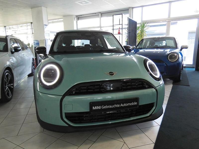 Gebraucht Mini Cooper Classic 156 PS (114 kW) 2024 Grün Kleinwagen