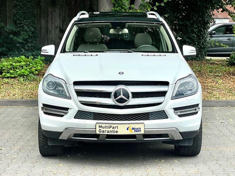 Weiß Gebraucht 2013 Mercedes GL350 SUV | 25.999 € (Etwas zu teuer) - Bild 1/4