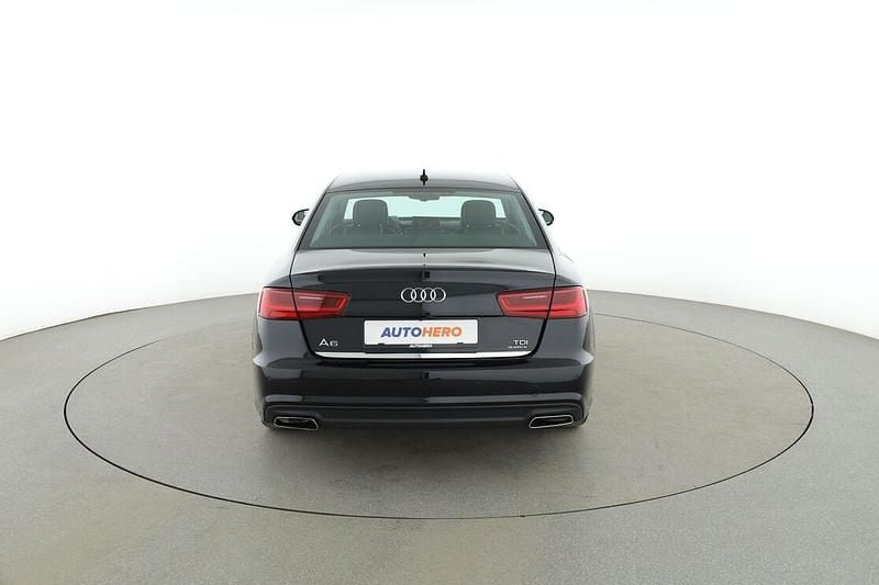 Usado Audi A6 218 HP (160 kW) 2018 Preto Sedan