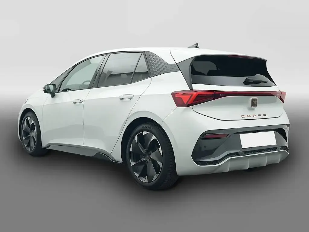 Usata Cupra Born 169 kW (231 CV) 2025 Bianco Utilitaria