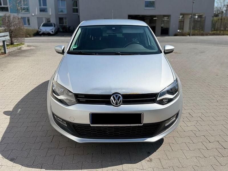 Second-hand VW Polo Team 86 CP (63 kW) 2010 Argintiu Hatchback