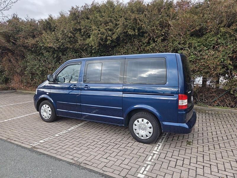 Gebraucht VW Multivan 174 PS (127 kW) 2004 Blau Van